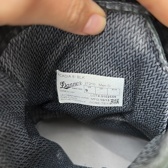 Danner 8” Acadia men’s lace up boots in black, size 9 - Picture 8 of 17